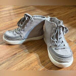 BILLY Footwear Haring Essential High Top